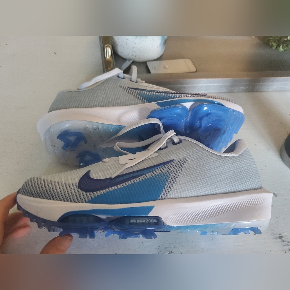 Nike Air Zoom Mens size 7- Brooks Koepka shoes